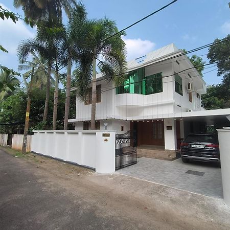 White House Villa Thrissur Exterior foto